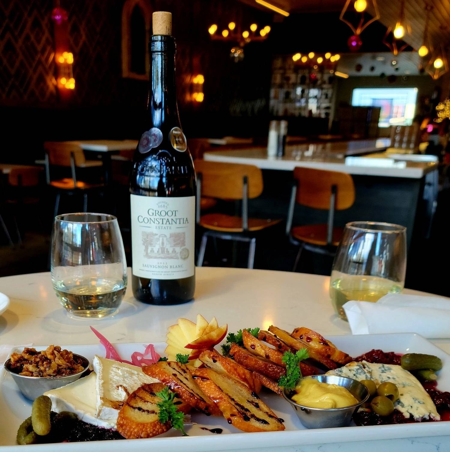 Food and wine inside the River North Public House